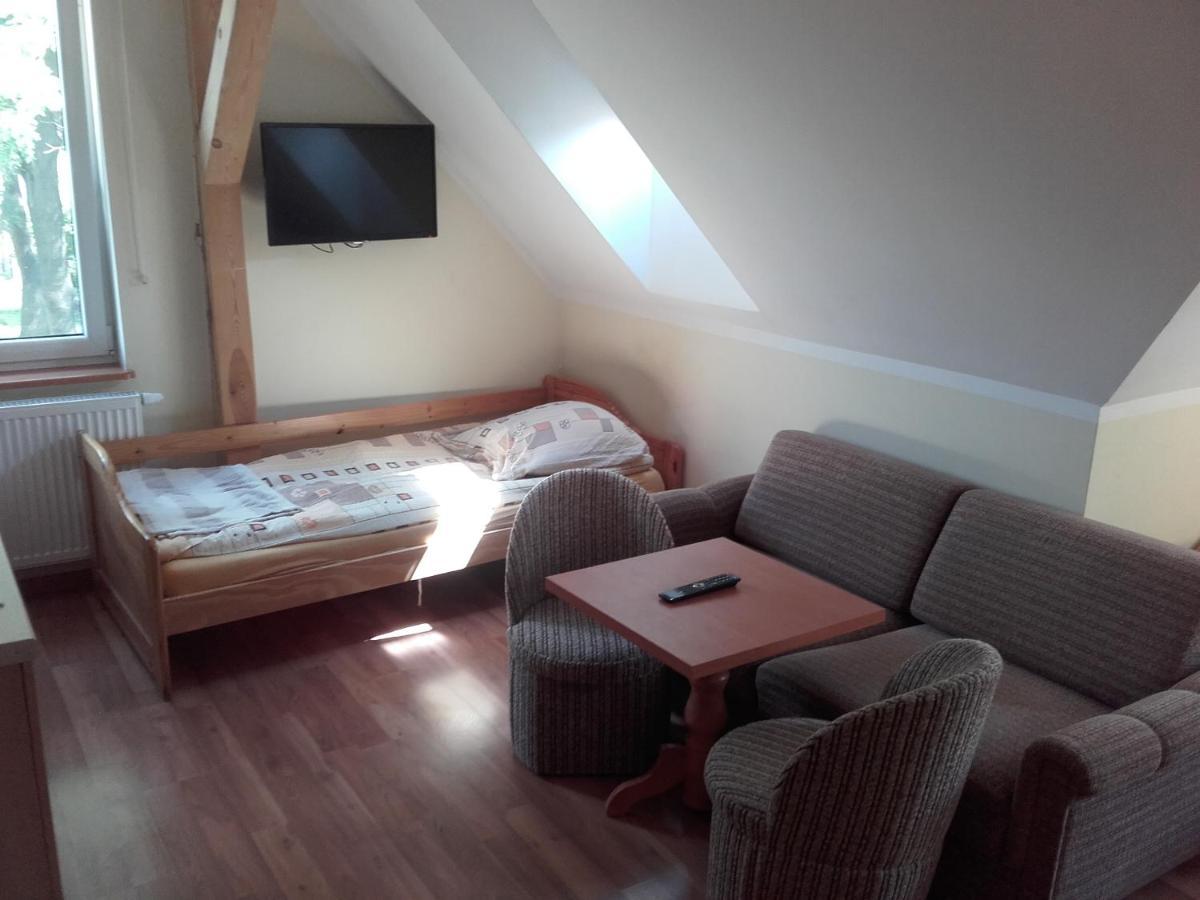 Willa Za Debami Aparthotel Głogów Exterior foto